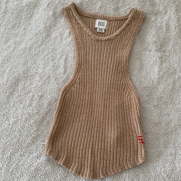 🌸LAST CHANCE Urban Outfitters | BDG Andie Tank - Picture 4 of 9